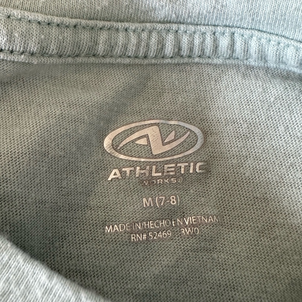 Athletic teal shirt size 7-8